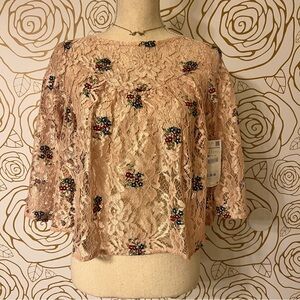 NWT Zara Pink Floral Lace Women Blouse